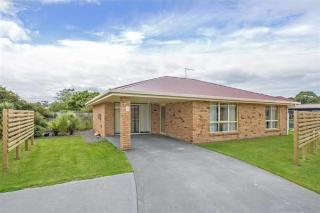 All Inn Strahan Holiday Units Exterior foto